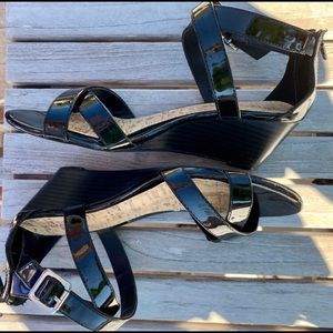 Merona Low Wedge Sandals Women’s Size 7